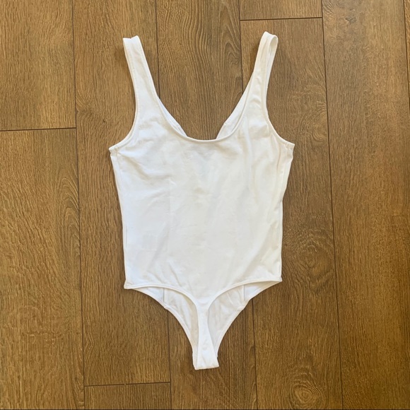 Express white v-wire thong bodysuit - Picture 5 of 6